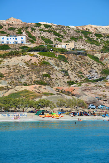 Agia Kyriaki Milos | Cycladen Griekenland | Foto 23 - Foto van https://www.grieksegids.nl/fotos/milos/normaal/agia-kyriaki-milos-023.jpg