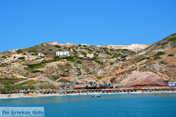 Agia Kyriaki Milos | Cycladen Griekenland | Foto 28 - Foto van https://www.grieksegids.nl/fotos/milos/normaal/agia-kyriaki-milos-028.jpg