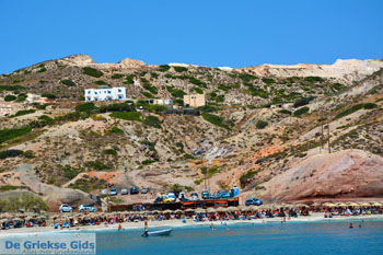 Agia Kyriaki Milos | Cycladen Griekenland | Foto 29 - Foto van https://www.grieksegids.nl/fotos/milos/normaal/agia-kyriaki-milos-029.jpg