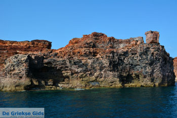 Kaap Vani Milos | Cycladen Griekenland | Foto 54 - Foto van https://www.grieksegids.nl/fotos/milos/normaal/cape-vani-milos-054.jpg