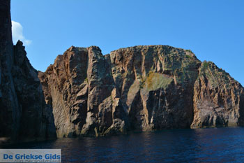 Kaap Vani Milos | Cycladen Griekenland | Foto 67 - Foto van https://www.grieksegids.nl/fotos/milos/normaal/cape-vani-milos-067.jpg