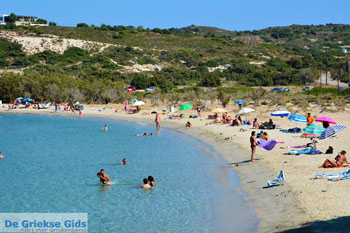 Chivadolimni Milos | Cycladen Griekenland | Foto 22 - Foto van https://www.grieksegids.nl/fotos/milos/normaal/chivadolimni-022.jpg