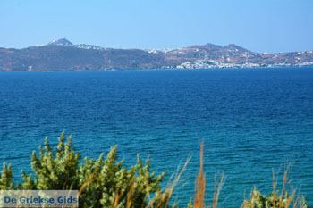 Chivadolimni Milos | Cycladen Griekenland | Foto 33 - Foto van https://www.grieksegids.nl/fotos/milos/normaal/chivadolimni-adamas-plaka.jpg