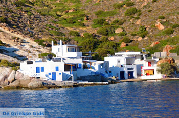 Fourkovouni Milos | Cycladen Griekenland | Foto 12 - Foto van https://www.grieksegids.nl/fotos/milos/normaal/fourkovouni-012.jpg