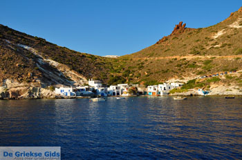 Fourkovouni Milos | Cycladen Griekenland | Foto 17 - Foto van https://www.grieksegids.nl/fotos/milos/normaal/fourkovouni-017.jpg