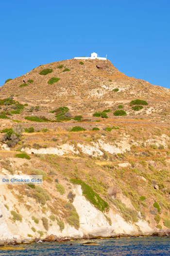 Fourkovouni Milos | Cycladen Griekenland | Foto 35 - Foto van https://www.grieksegids.nl/fotos/milos/normaal/fourkovouni-035.jpg