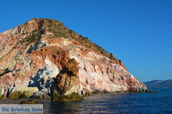 Fourkovouni Milos | Cycladen Griekenland | Foto 43 - Foto van https://www.grieksegids.nl/fotos/milos/normaal/fourkovouni-043.jpg