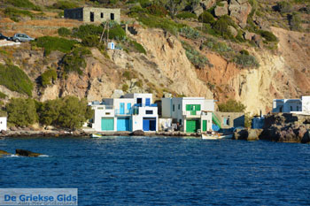 Fourkovouni Milos | Cycladen Griekenland | Foto 64 - Foto van https://www.grieksegids.nl/fotos/milos/normaal/fourkovouni-064.jpg