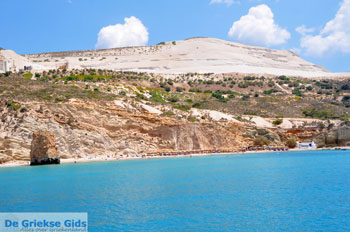 Fyriplaka Milos | Cycladen Griekenland | Foto 15 - Foto van https://www.grieksegids.nl/fotos/milos/normaal/fyriplaka-tsigrado-015.jpg