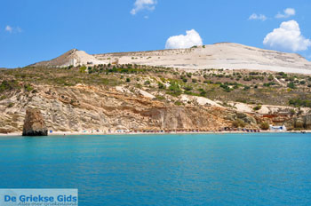 Fyriplaka Milos | Cycladen Griekenland | Foto 16 - Foto van https://www.grieksegids.nl/fotos/milos/normaal/fyriplaka-tsigrado-016.jpg