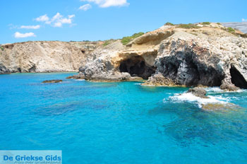 Tsigrado Milos | Cycladen Griekenland | Foto 3 - Foto van https://www.grieksegids.nl/fotos/milos/normaal/fyriplaka-tsigrado-032.jpg