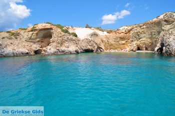 Tsigrado Milos | Cycladen Griekenland | Foto 18 - Foto van https://www.grieksegids.nl/fotos/milos/normaal/fyriplaka-tsigrado-047.jpg