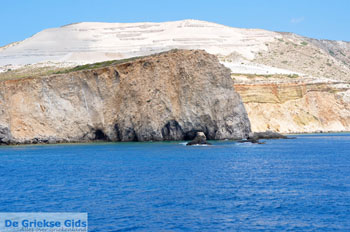 Tsigrado Milos | Cycladen Griekenland | Foto 25 - Foto van https://www.grieksegids.nl/fotos/milos/normaal/fyriplaka-tsigrado-054.jpg