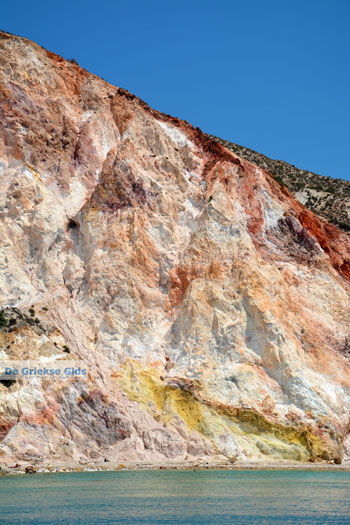 Fyriplaka Milos | Cycladen Griekenland | Foto 34 - Foto van https://www.grieksegids.nl/fotos/milos/normaal/fyriplaka-tsigrado-070.jpg