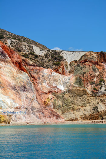 Fyriplaka Milos | Cycladen Griekenland | Foto 36 - Foto van https://www.grieksegids.nl/fotos/milos/normaal/fyriplaka-tsigrado-072.jpg