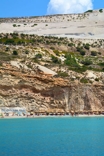 Fyriplaka Milos | Cycladen Griekenland | Foto 46 - Foto van https://www.grieksegids.nl/fotos/milos/normaal/fyriplaka-tsigrado-082.jpg