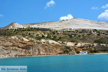 Fyriplaka Milos | Cycladen Griekenland | Foto 50 - Foto van https://www.grieksegids.nl/fotos/milos/normaal/fyriplaka-tsigrado-086.jpg