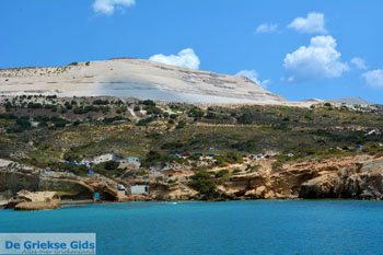 Fyriplaka Milos | Cycladen Griekenland | Foto 60 - Foto van https://www.grieksegids.nl/fotos/milos/normaal/fyriplaka-tsigrado-096.jpg