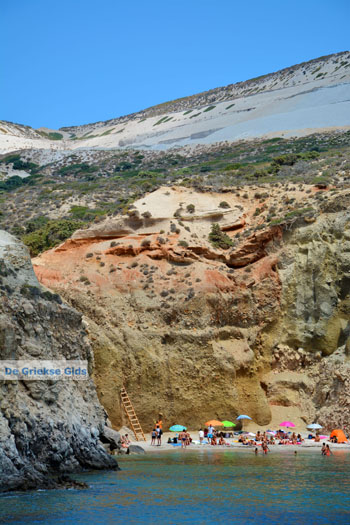 Tsigrado Milos | Cycladen Griekenland | Foto 28 - Foto van https://www.grieksegids.nl/fotos/milos/normaal/fyriplaka-tsigrado-121.jpg