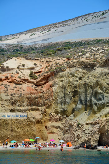 Tsigrado Milos | Cycladen Griekenland | Foto 30 - Foto van https://www.grieksegids.nl/fotos/milos/normaal/fyriplaka-tsigrado-123.jpg