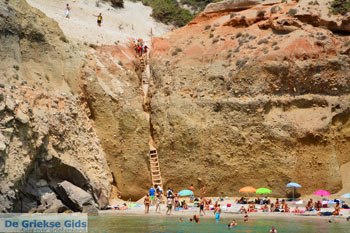 Tsigrado Milos | Cycladen Griekenland | Foto 37 - Foto van https://www.grieksegids.nl/fotos/milos/normaal/fyriplaka-tsigrado-130.jpg