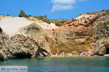 Tsigrado Milos | Cycladen Griekenland | Foto 42 - Foto van https://www.grieksegids.nl/fotos/milos/normaal/fyriplaka-tsigrado-135.jpg