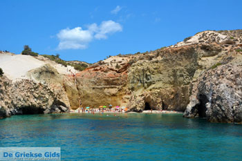 Tsigrado Milos | Cycladen Griekenland | Foto 48 - Foto van https://www.grieksegids.nl/fotos/milos/normaal/fyriplaka-tsigrado-141.jpg