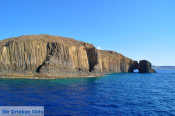 Glaronissia Milos | Cycladen Griekenland | Foto 18 - Foto van https://www.grieksegids.nl/fotos/milos/normaal/glaronissia-018.jpg