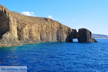 Glaronissia Milos | Cycladen Griekenland | Foto 20 - Foto van https://www.grieksegids.nl/fotos/milos/normaal/glaronissia-020.jpg