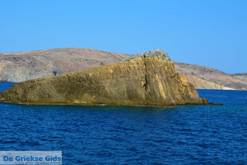 Glaronissia Milos | Cycladen Griekenland | Foto 40 - Foto van https://www.grieksegids.nl/fotos/milos/normaal/glaronissia-040.jpg