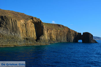 Glaronissia Milos | Cycladen Griekenland | Foto 49 - Foto van https://www.grieksegids.nl/fotos/milos/normaal/glaronissia-049.jpg