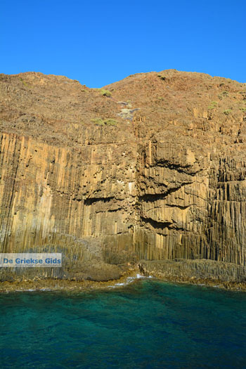 Glaronissia Milos | Cycladen Griekenland | Foto 50 - Foto van https://www.grieksegids.nl/fotos/milos/normaal/glaronissia-050.jpg