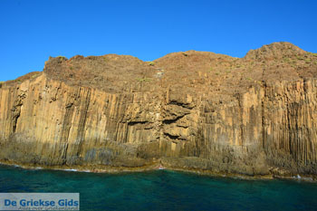 Glaronissia Milos | Cycladen Griekenland | Foto 51 - Foto van https://www.grieksegids.nl/fotos/milos/normaal/glaronissia-051.jpg