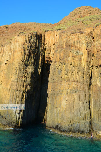 Glaronissia Milos | Cycladen Griekenland | Foto 52 - Foto van https://www.grieksegids.nl/fotos/milos/normaal/glaronissia-052.jpg