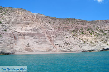 Kalamos Milos | Cycladen Griekenland | Foto 3 - Foto van https://www.grieksegids.nl/fotos/milos/normaal/kalamos-003.jpg