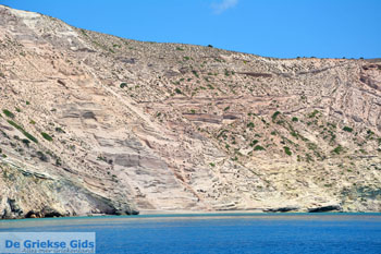 Kalamos Milos | Cycladen Griekenland | Foto 19 - Foto van https://www.grieksegids.nl/fotos/milos/normaal/kalamos-019.jpg