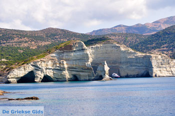 Kleftiko Milos | Cycladen Griekenland | Foto 3 - Foto van https://www.grieksegids.nl/fotos/milos/normaal/kleftiko-003.jpg