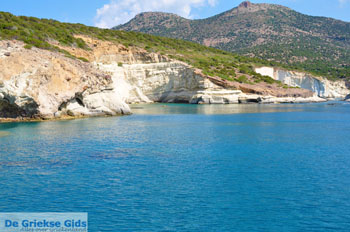 Kleftiko Milos | Cycladen Griekenland | Foto 10 - Foto van https://www.grieksegids.nl/fotos/milos/normaal/kleftiko-010.jpg