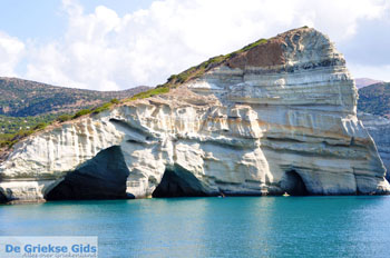 Kleftiko Milos | Cycladen Griekenland | Foto 13 - Foto van https://www.grieksegids.nl/fotos/milos/normaal/kleftiko-013.jpg