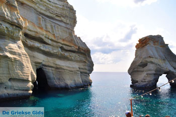 Kleftiko Milos | Cycladen Griekenland | Foto 28 - Foto van https://www.grieksegids.nl/fotos/milos/normaal/kleftiko-028.jpg
