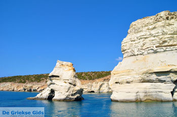 Kleftiko Milos | Cycladen Griekenland | Foto 45 - Foto van https://www.grieksegids.nl/fotos/milos/normaal/kleftiko-045.jpg