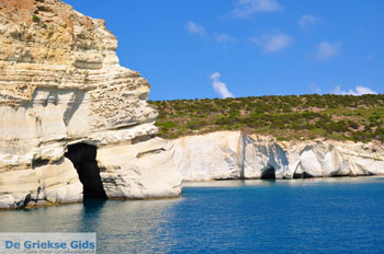 Kleftiko Milos | Cycladen Griekenland | Foto 51 - Foto van https://www.grieksegids.nl/fotos/milos/normaal/kleftiko-051.jpg