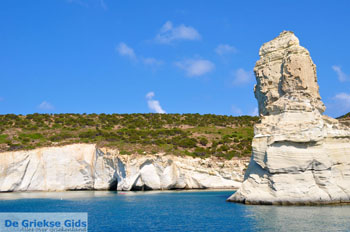 Kleftiko Milos | Cycladen Griekenland | Foto 54 - Foto van https://www.grieksegids.nl/fotos/milos/normaal/kleftiko-054.jpg