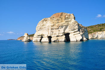 Kleftiko Milos | Cycladen Griekenland | Foto 55 - Foto van https://www.grieksegids.nl/fotos/milos/normaal/kleftiko-055.jpg