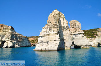 Kleftiko Milos | Cycladen Griekenland | Foto 57 - Foto van https://www.grieksegids.nl/fotos/milos/normaal/kleftiko-057.jpg