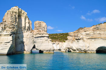 Kleftiko Milos | Cycladen Griekenland | Foto 62 - Foto van https://www.grieksegids.nl/fotos/milos/normaal/kleftiko-062.jpg