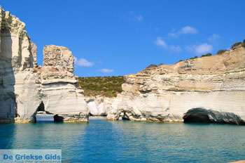 Kleftiko Milos | Cycladen Griekenland | Foto 63 - Foto van https://www.grieksegids.nl/fotos/milos/normaal/kleftiko-063.jpg