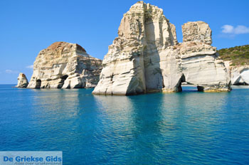 Kleftiko Milos | Cycladen Griekenland | Foto 66 - Foto van https://www.grieksegids.nl/fotos/milos/normaal/kleftiko-066.jpg