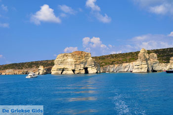 Kleftiko Milos | Cycladen Griekenland | Foto 89 - Foto van https://www.grieksegids.nl/fotos/milos/normaal/kleftiko-089.jpg