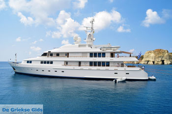 Kleftiko Milos | Cycladen Griekenland | Foto 96 - Foto van https://www.grieksegids.nl/fotos/milos/normaal/kleftiko-096.jpg